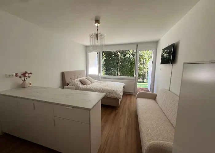 Designer Oasis With Garden ليوبليانا