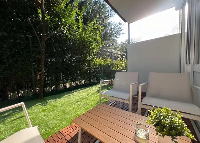 Designer Oasis With Garden